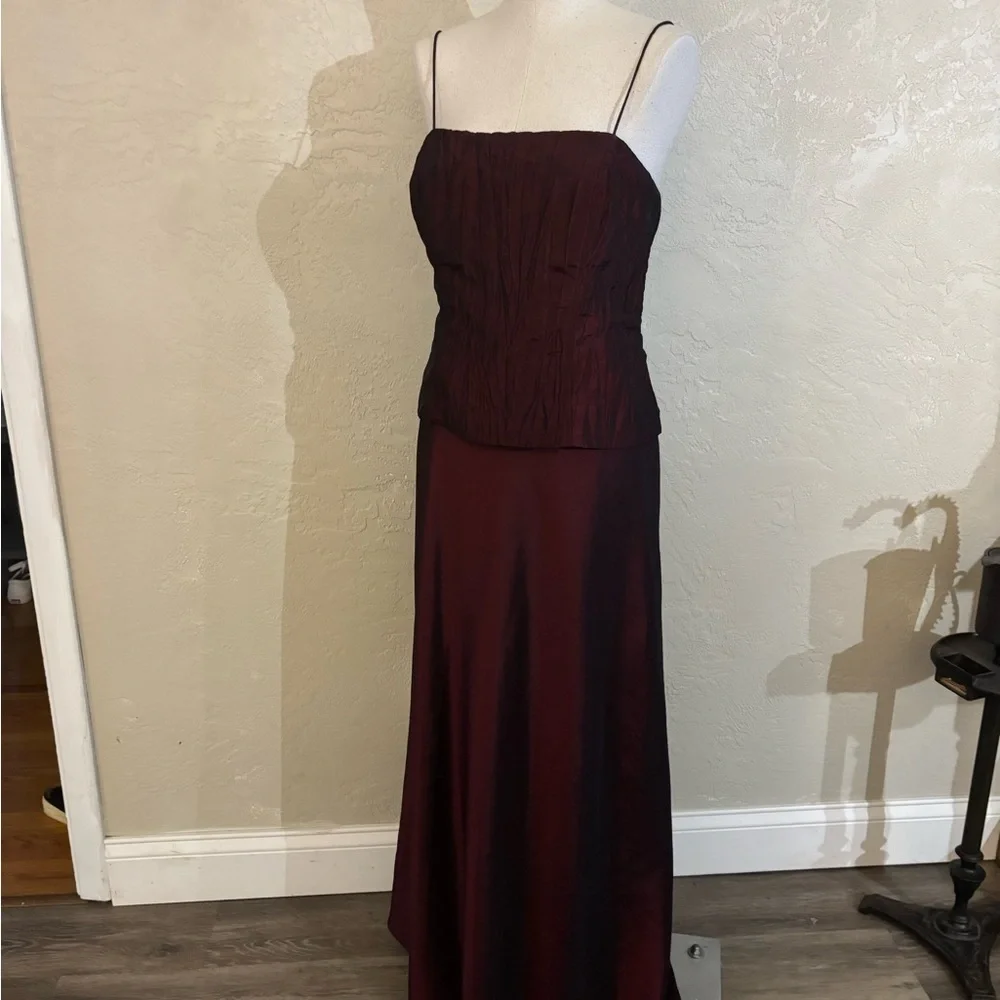 Elegant Formal Cachet Burgundy/Wine Gown w/ Matching Jacket set Sz 10